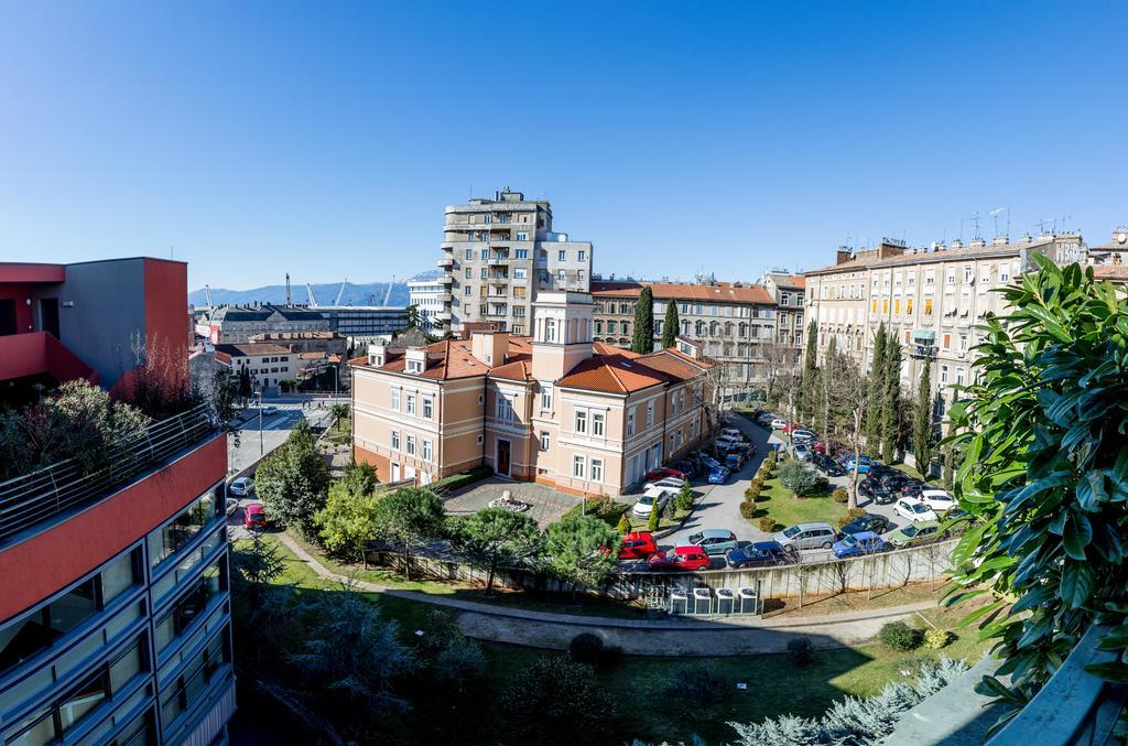 Allure Apartment Риека Экстерьер фото